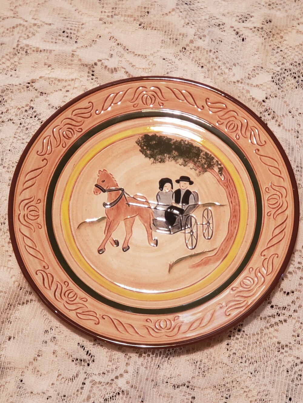 Glen View Pennington Pottery 8.5 Inch Plate, Courting Buggy